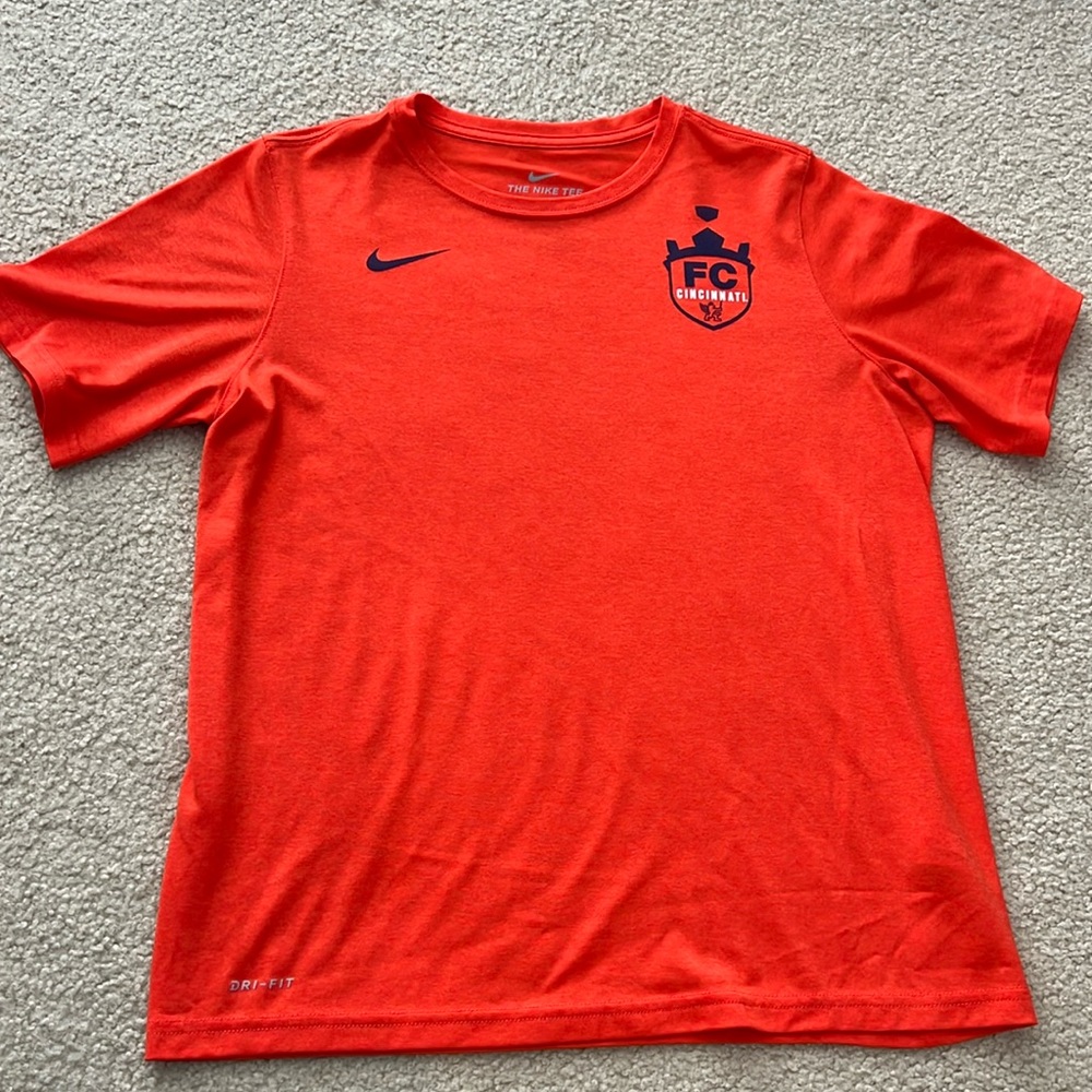 FC Cincinnati shirt